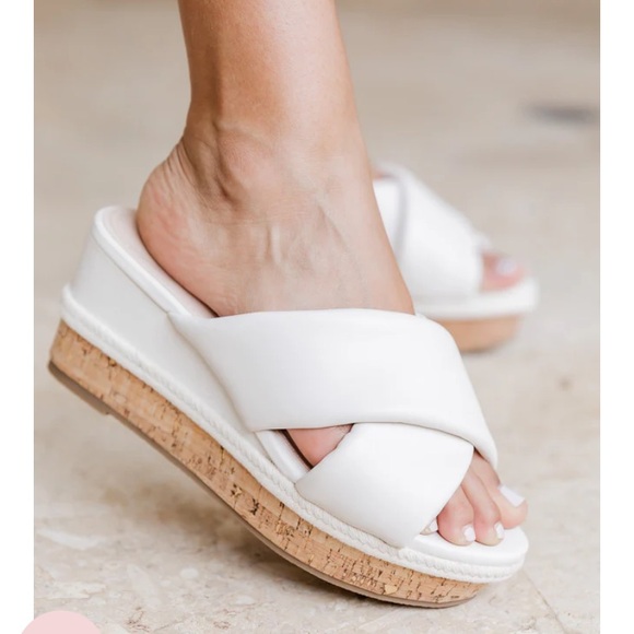 White Sandal Wedges - Picture 1 of 8
